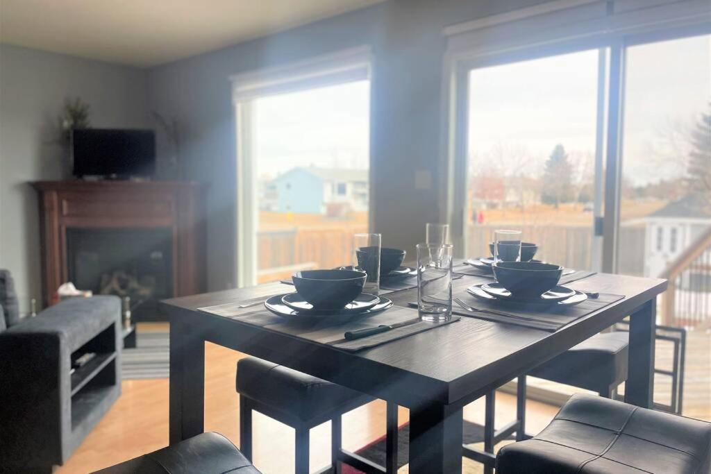 Spacious Duplex Camrose Exterior foto